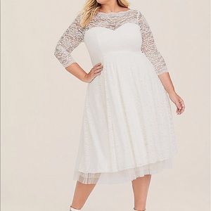 Torrid Special Occasion White Lace Midi Dress
